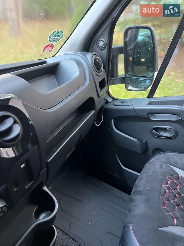 Эвакуатор Renault Master 2019 в Львове фото 8 Эвакуатор Renault Master 2019 в Львове