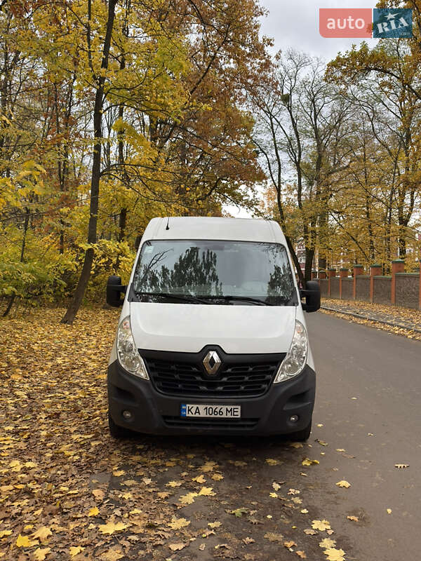 Грузовой фургон Renault Master 2015 в Киеве