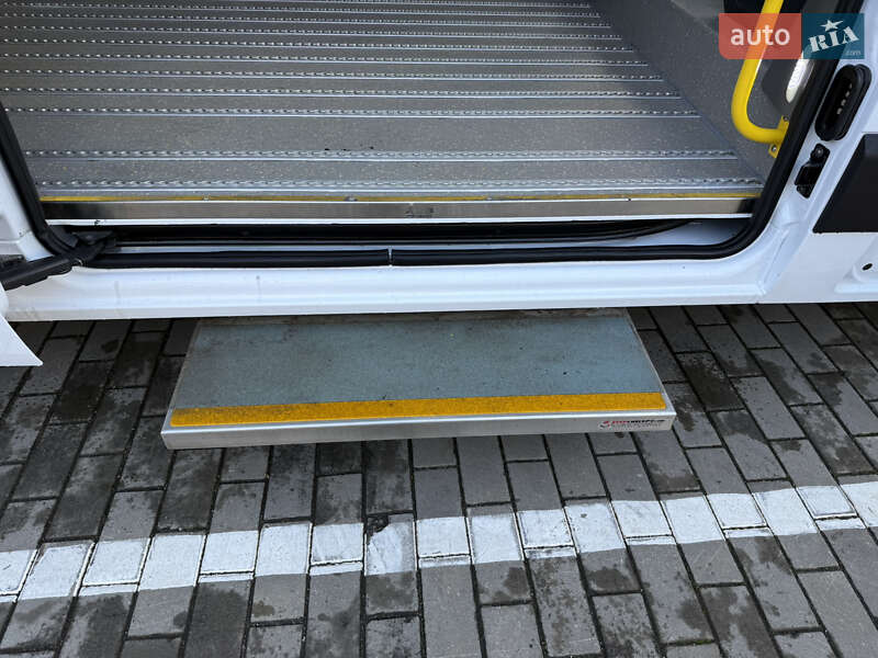 Мінівен Renault Master 2018 в Луцьку фото 48 Мінівен Renault Master 2018 в Луцьку