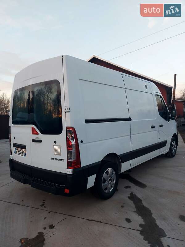 Грузовой фургон Renault Master 2021 в Млинове