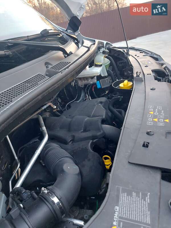 Грузовой фургон Renault Master 2021 в Млинове