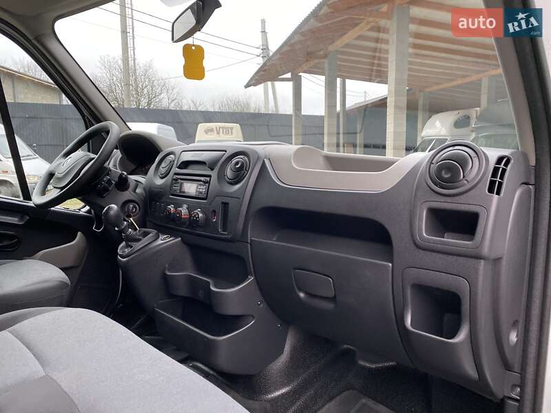 Вантажний фургон Renault Master 2018 в Хусті фото 39 Вантажний фургон Renault Master 2018 в Хусті