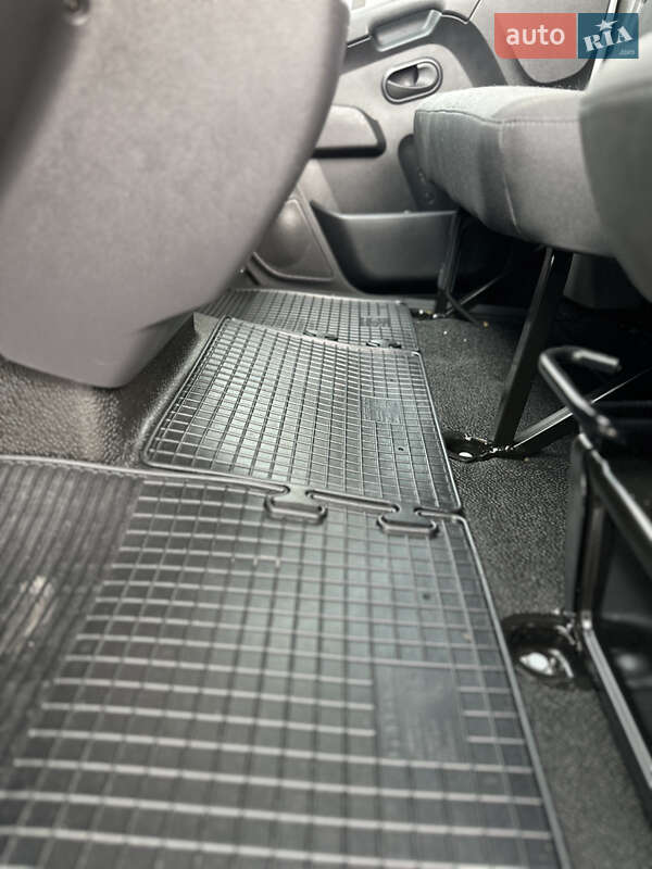 Вантажний фургон Renault Master 2021 в Дубні фото 56 Вантажний фургон Renault Master 2021 в Дубні