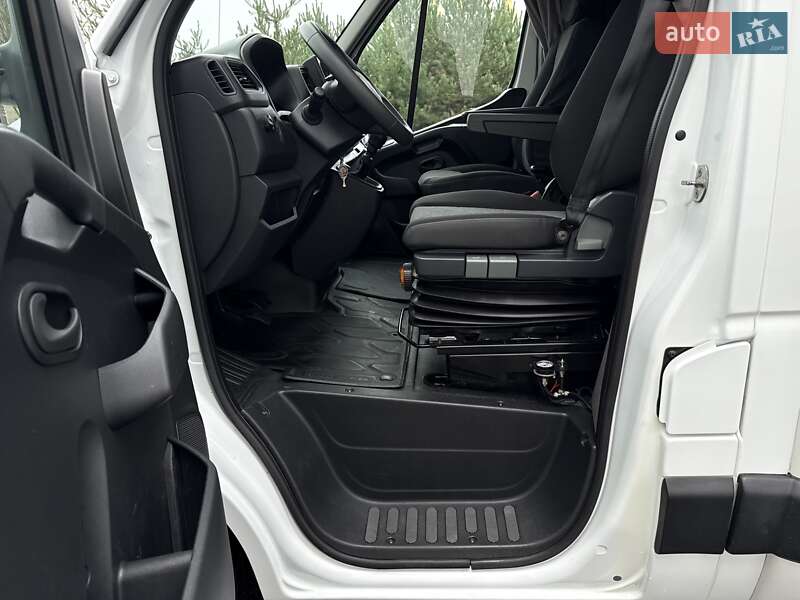 Тентований Renault Master 2021 в Ковелі