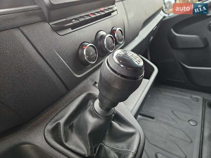 Мікроавтобус вантажний (до 3,5т) Renault Master 2021 в Бердичеві