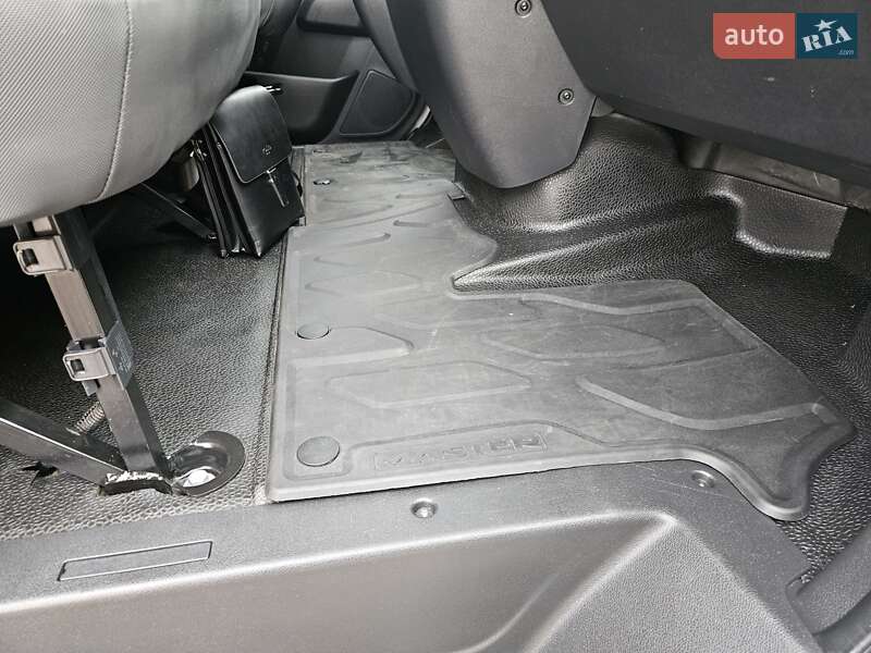 Мікроавтобус вантажний (до 3,5т) Renault Master 2021 в Бердичеві