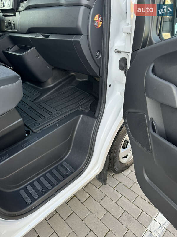 Грузовой фургон Renault Master 2020 в Луцке фото 28 Грузовой фургон Renault Master 2020 в Луцке