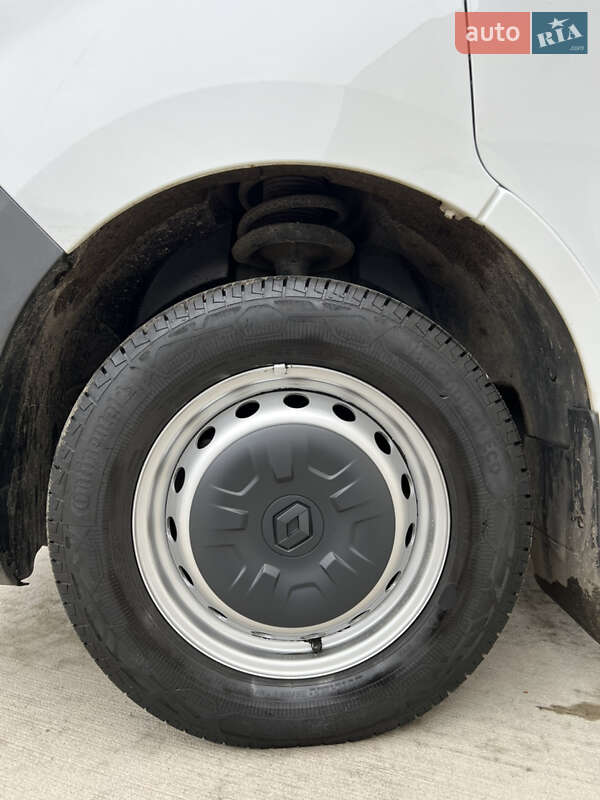 Вантажний фургон Renault Master 2022 в Луцьку