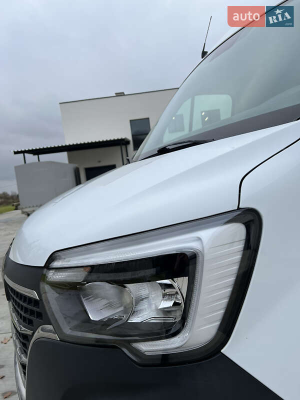 Вантажний фургон Renault Master 2022 в Луцьку