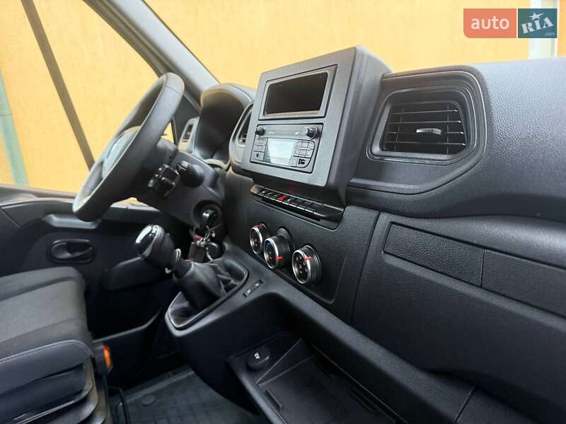 Тентованый Renault Master 2021 в Днепре