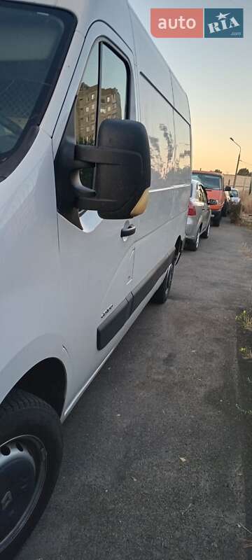 Грузопассажирский фургон Renault Master 2012 в Киеве