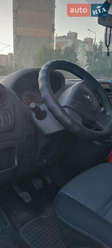 Грузопассажирский фургон Renault Master 2012 в Киеве