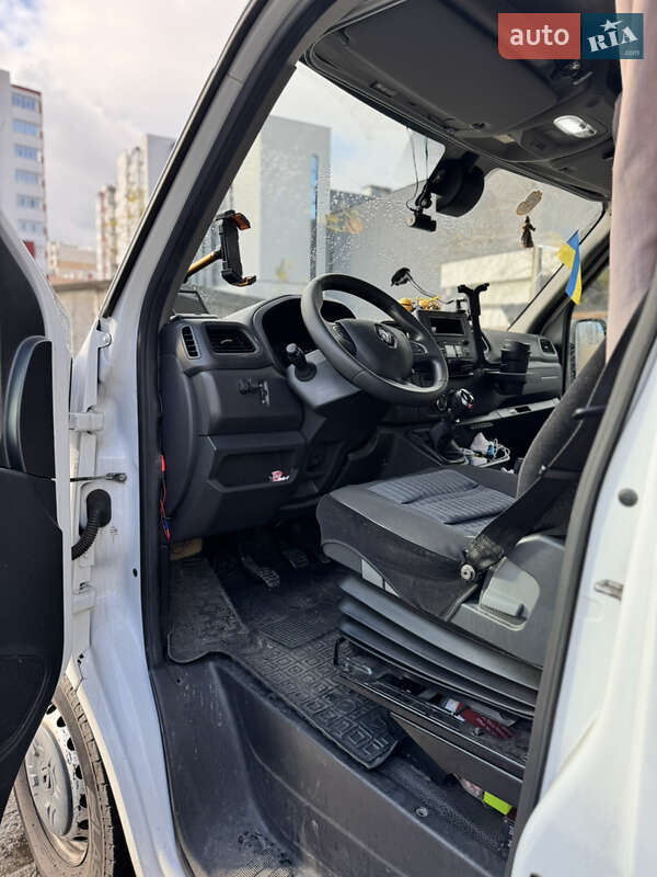 Тентований Renault Master 2020 в Києві фото 11 Тентований Renault Master 2020 в Києві