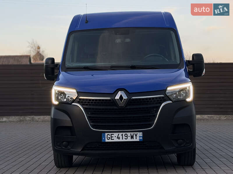 Вантажний фургон Renault Master 2022 в Дубні