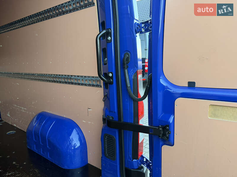 Вантажний фургон Renault Master 2022 в Дубні