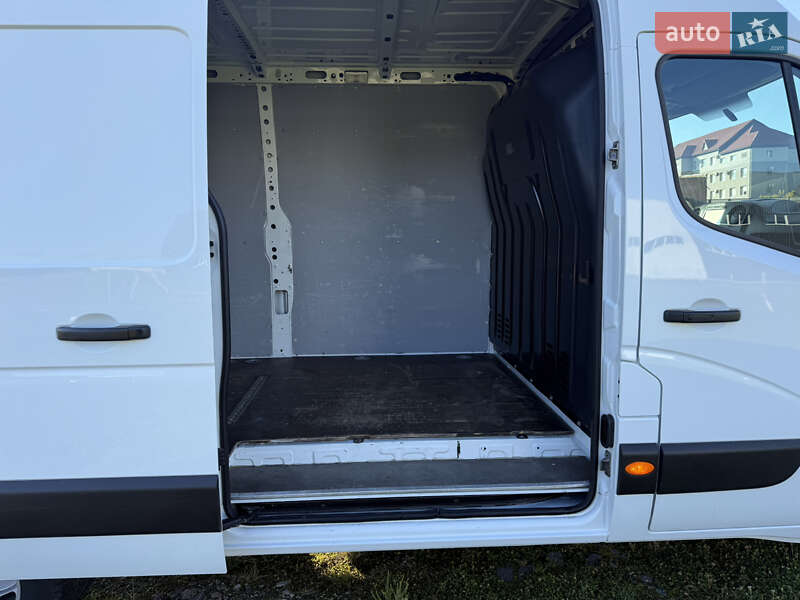 Грузовой фургон Renault Master 2017 в Луцке фото 31 Грузовой фургон Renault Master 2017 в Луцке