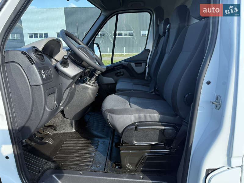 Грузовой фургон Renault Master 2017 в Луцке фото 35 Грузовой фургон Renault Master 2017 в Луцке