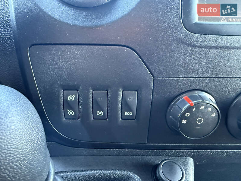 Грузовой фургон Renault Master 2017 в Луцке фото 47 Грузовой фургон Renault Master 2017 в Луцке