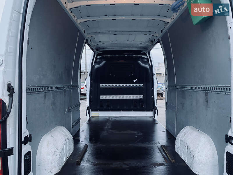 Вантажний фургон Renault Master 2017 в Києві фото 11 Вантажний фургон Renault Master 2017 в Києві