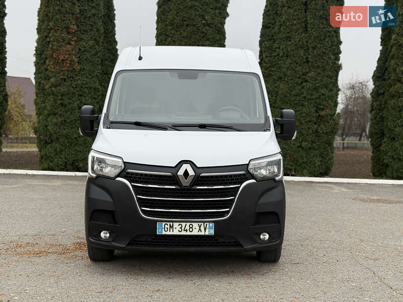 Грузовой фургон Renault Master 2023 в Дубно