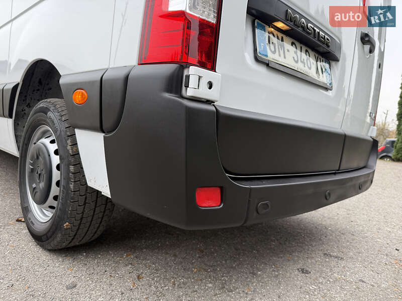 Грузовой фургон Renault Master 2023 в Дубно