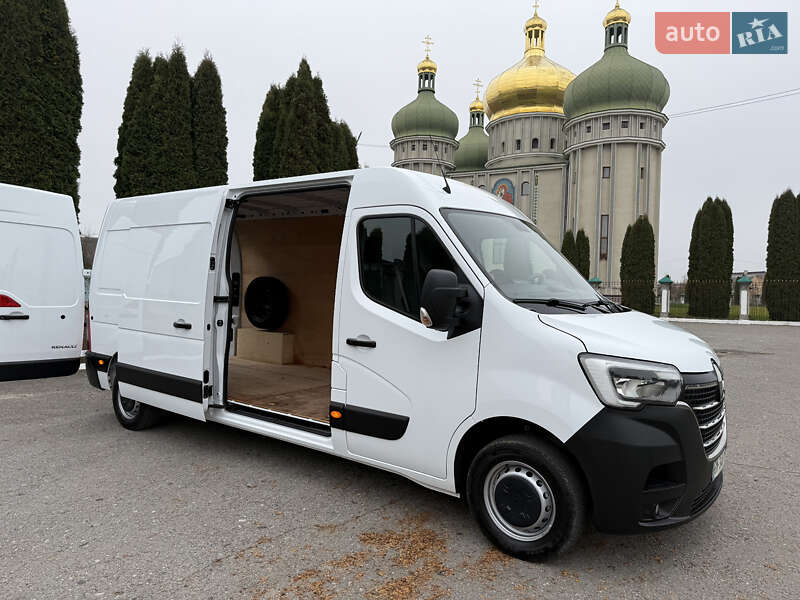 Грузовой фургон Renault Master 2023 в Дубно