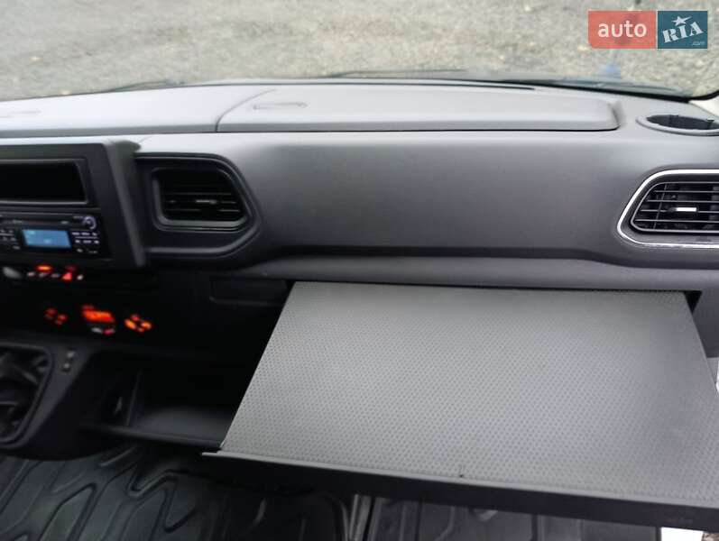 Борт Renault Master 2022 в Києві фото 26 Борт Renault Master 2022 в Києві