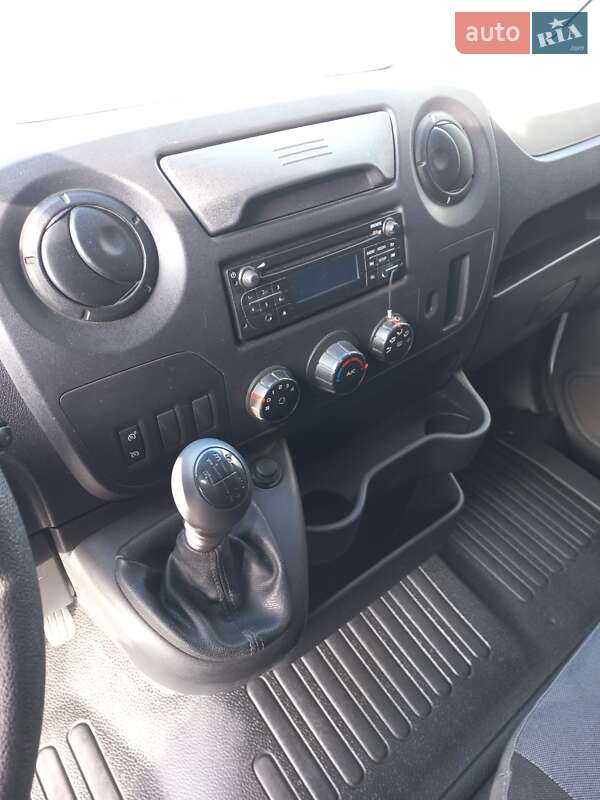 Грузовой фургон Renault Master 2016 в Харькове