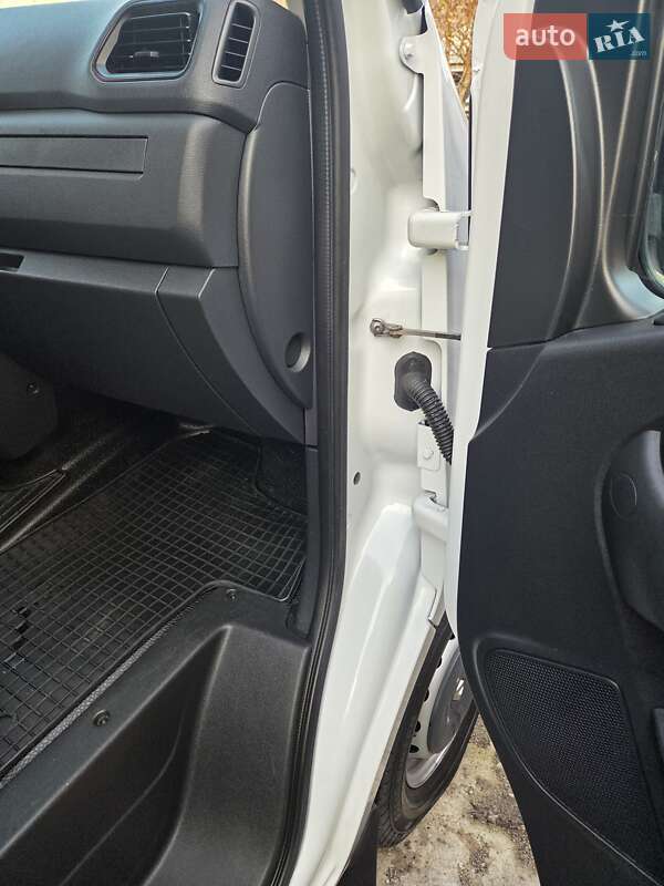 Грузовой фургон Renault Master 2020 в Днепре фото 29 Грузовой фургон Renault Master 2020 в Днепре