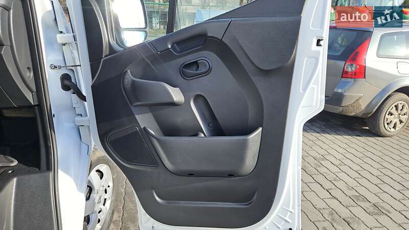 Вантажний фургон Renault Master 2022 в Радомишлі фото 33 Вантажний фургон Renault Master 2022 в Радомишлі