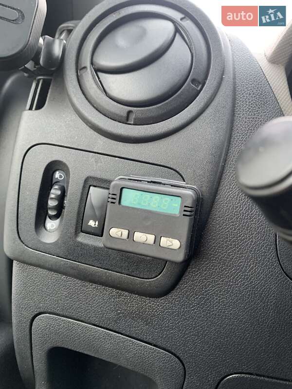 Грузовой фургон Renault Master 2015 в Ровно фото 10 Грузовой фургон Renault Master 2015 в Ровно