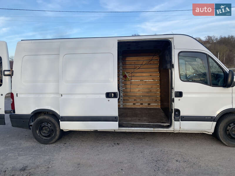 Інші вантажівки Renault Master 2005 в Обухові
