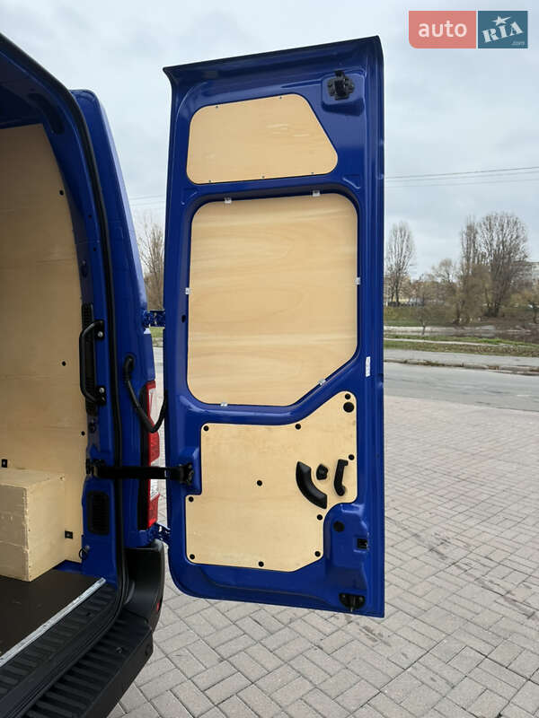 Вантажний фургон Renault Master 2023 в Києві