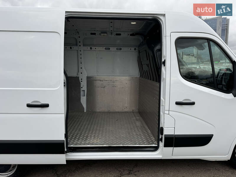 Грузовой фургон Renault Master 2021 в Киеве