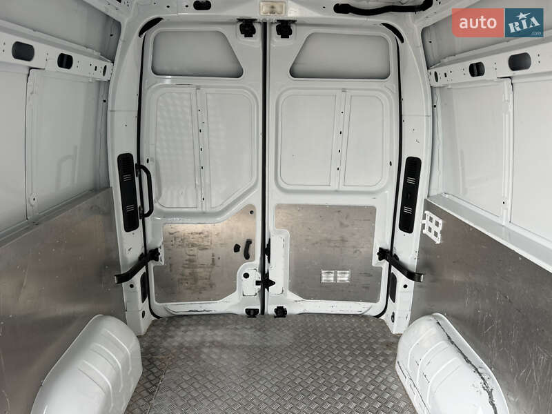 Грузовой фургон Renault Master 2021 в Киеве