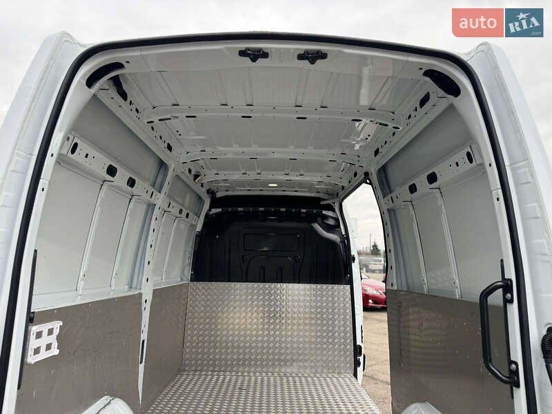 Грузовой фургон Renault Master 2021 в Киеве