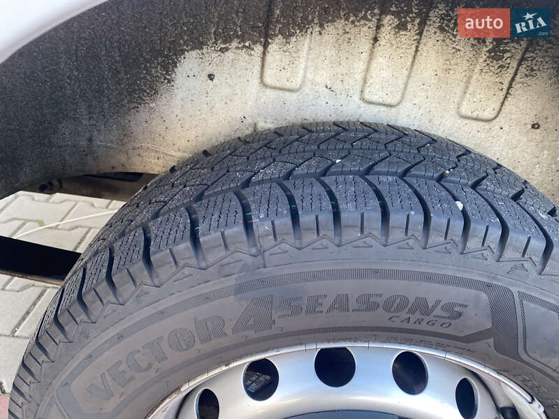 Вантажний фургон Renault Master 2022 в Луцьку