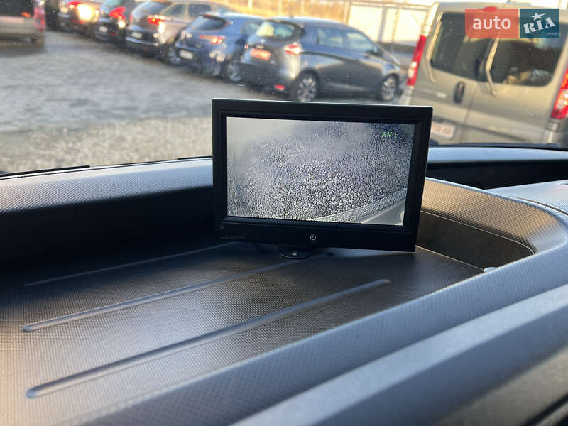 Вантажопасажирський фургон Renault Master 2018 в Львові