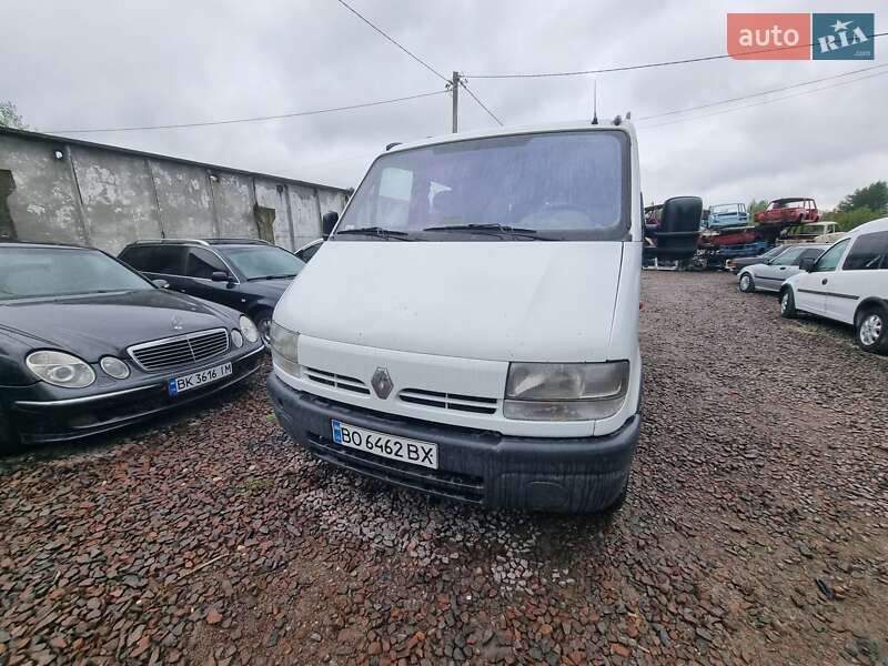 Грузопассажирский фургон Renault Master 2002 в Кременце