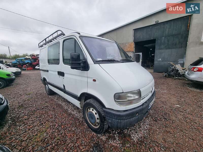 Грузопассажирский фургон Renault Master 2002 в Кременце
