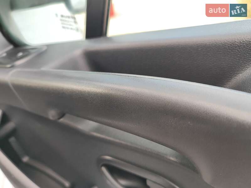 Тентований Renault Master 2021 в Києві фото 18 Тентований Renault Master 2021 в Києві