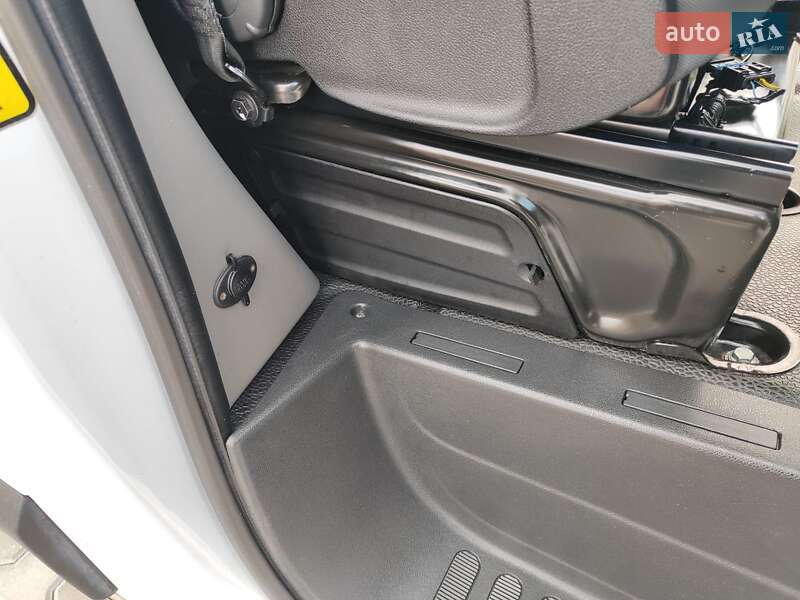 Тентований Renault Master 2021 в Києві фото 21 Тентований Renault Master 2021 в Києві