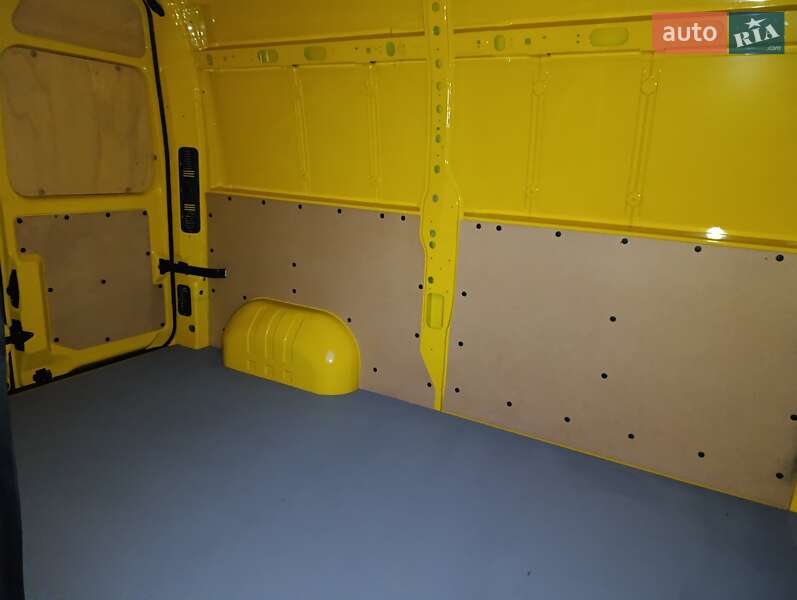 Вантажний фургон Renault Master 2021 в Києві фото 18 Вантажний фургон Renault Master 2021 в Києві