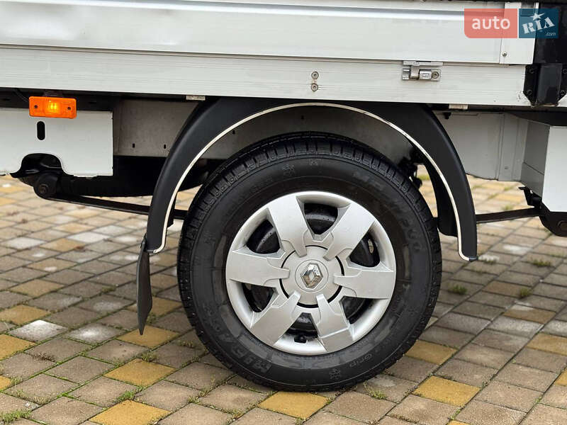 Тентованый Renault Master 2020 в Иршаве