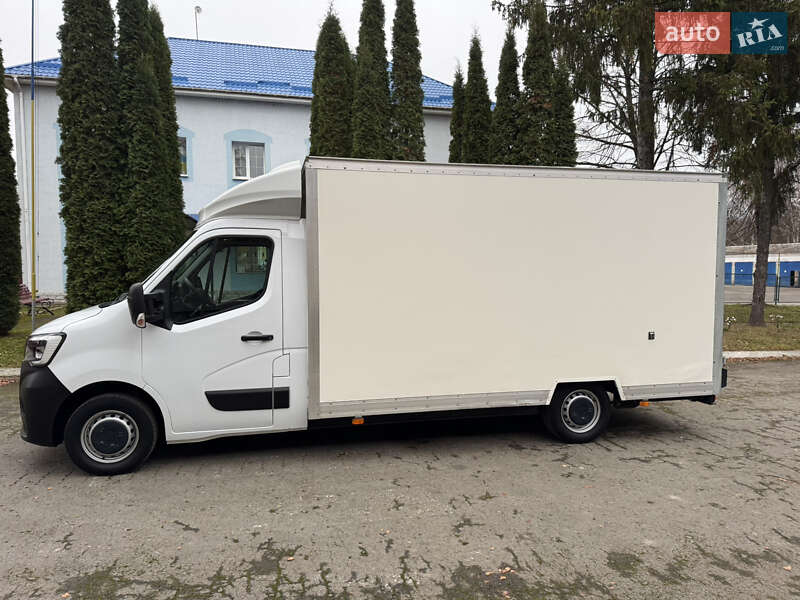 Грузовой фургон Renault Master 2021 в Корце