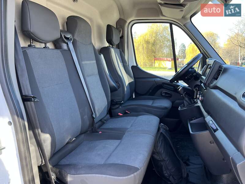Грузовой фургон Renault Master 2020 в Луцке