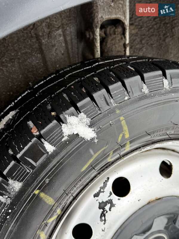 Мінівен Renault Master 2004 в Львові фото 19 Мінівен Renault Master 2004 в Львові