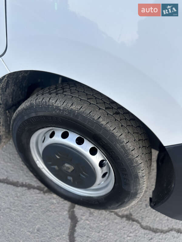 Вантажний фургон Renault Master 2020 в Дубні фото 23 Вантажний фургон Renault Master 2020 в Дубні