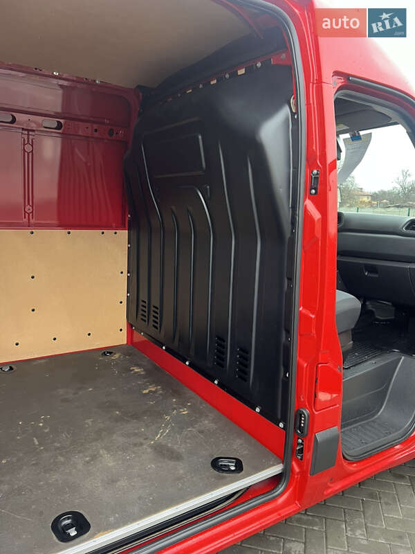 Вантажний фургон Renault Master 2023 в Дніпрі