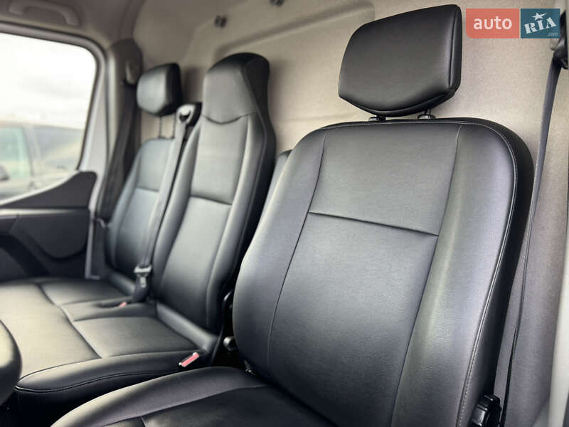 Вантажний фургон Renault Master 2020 в Києві